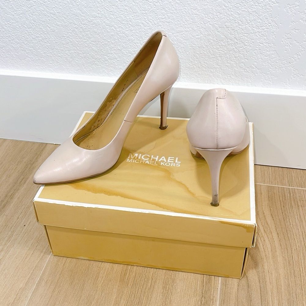 Michael Kors Claire Leather Pumps Soft Pink Size 6.5 Used
